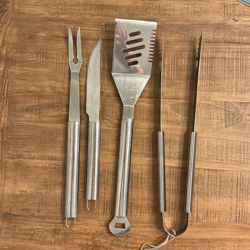 8 Piece Stainless BBQ Tool Set - Heavy Duty